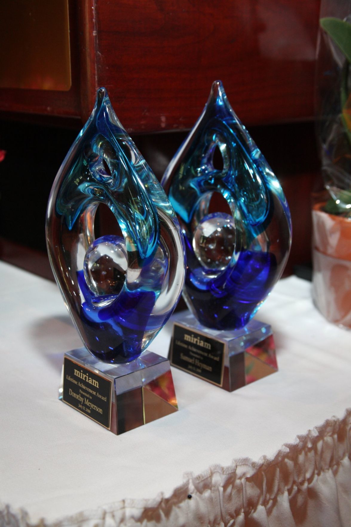 071218MiriamLuncheon_02.JPG